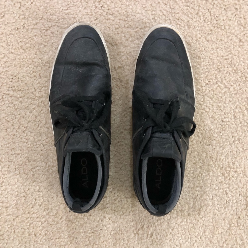 Aldo Casual Shoes - size 8